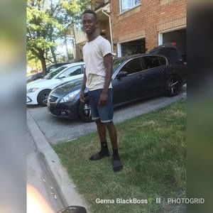 Meet your Posher, Akeemo